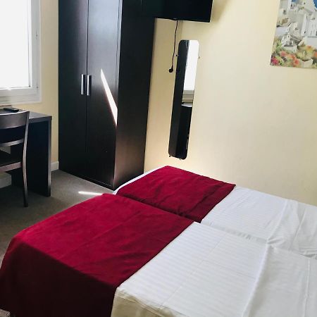 Hôtel Savoy Juan-les-Pins Buitenkant foto