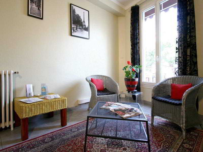 Hôtel Savoy Juan-les-Pins Buitenkant foto